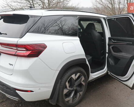 Белый Шкода Kodiaq, объемом двигателя 1.98 л и пробегом 16 тыс. км за 48500 $, фото 7 на Automoto.ua