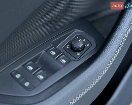 Белый Шкода Kodiaq, объемом двигателя 1.98 л и пробегом 5 тыс. км за 41312 $, фото 19 на Automoto.ua