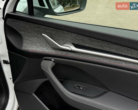 Белый Шкода Kodiaq, объемом двигателя 1.97 л и пробегом 22 тыс. км за 44500 $, фото 64 на Automoto.ua