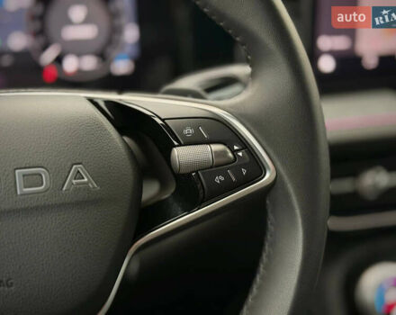 Белый Шкода Kodiaq, объемом двигателя 1.97 л и пробегом 22 тыс. км за 44500 $, фото 82 на Automoto.ua