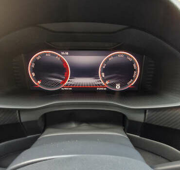 Білий Шкода Kodiaq, об'ємом двигуна 1.97 л та пробігом 31 тис. км за 46199 $, фото 6 на Automoto.ua