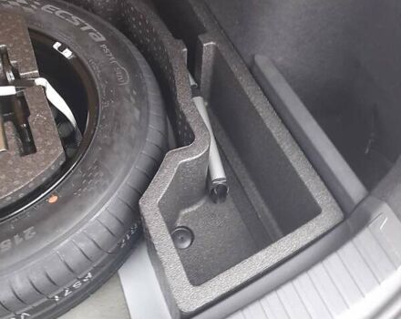 Белый Шкода Kodiaq, объемом двигателя 1.97 л и пробегом 8 тыс. км за 49999 $, фото 13 на Automoto.ua