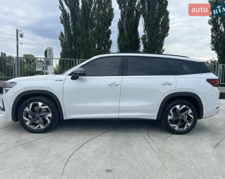 Білий Шкода Kodiaq, об'ємом двигуна 1.97 л та пробігом 7 тис. км за 49999 $, фото 8 на Automoto.ua