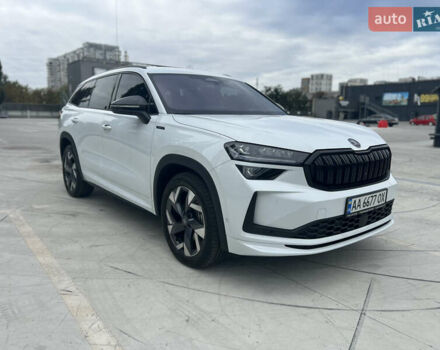 Білий Шкода Kodiaq, об'ємом двигуна 1.97 л та пробігом 7 тис. км за 49999 $, фото 2 на Automoto.ua