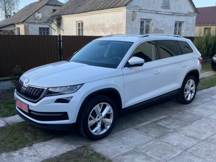 Шкода Kodiaq 2017 у Любомль на Automoto.ua Білий Шкода Kodiaq, об'ємом двигуна 2 л та пробігом 269 тис. км за 22900 $, фото 1 на Automoto.ua