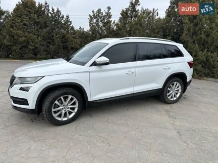 Белый Шкода Kodiaq, объемом двигателя 1.97 л и пробегом 136 тыс. км за 31000 $, фото 1 на Automoto.ua