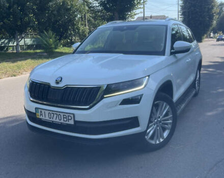 Білий Шкода Kodiaq, об'ємом двигуна 2 л та пробігом 140 тис. км за 27200 $, фото 1 на Automoto.ua