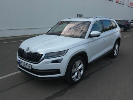 Білий Шкода Kodiaq, об'ємом двигуна 1.97 л та пробігом 304 тис. км за 23200 $, фото 1 на Automoto.ua