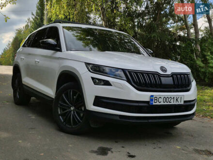 Шкода Kodiaq 2018 в Львове на Automoto.ua Белый Шкода Kodiaq, объемом двигателя 1.97 л и пробегом 254 тыс. км за 24200 $, фото 1 на Automoto.ua