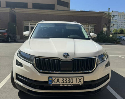Белый Шкода Kodiaq, объемом двигателя 1.97 л и пробегом 206 тыс. км за 18450 $, фото 1 на Automoto.ua