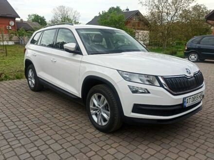 Белый Шкода Kodiaq, объемом двигателя 2 л и пробегом 196 тыс. км за 25000 $, фото 1 на Automoto.ua