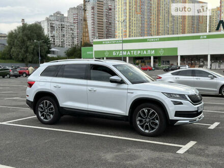 Белый Шкода Kodiaq, объемом двигателя 1.97 л и пробегом 271 тыс. км за 30000 $, фото 1 на Automoto.ua