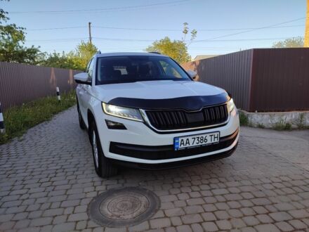 Белый Шкода Kodiaq, объемом двигателя 2 л и пробегом 276 тыс. км за 21700 $, фото 1 на Automoto.ua