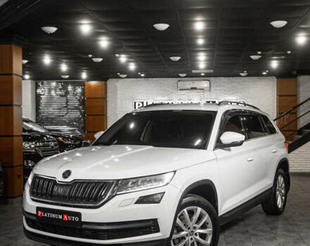 Белый Шкода Kodiaq, объемом двигателя 1.98 л и пробегом 170 тыс. км за 25900 $, фото 1 на Automoto.ua