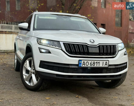 Белый Шкода Kodiaq, объемом двигателя 1.97 л и пробегом 263 тыс. км за 23800 $, фото 1 на Automoto.ua
