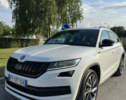 Білий Шкода Kodiaq, об'ємом двигуна 1.97 л та пробігом 200 тис. км за 30800 $, фото 1 на Automoto.ua