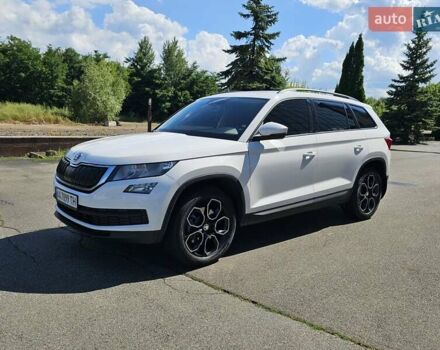 Білий Шкода Kodiaq, об'ємом двигуна 1.98 л та пробігом 251 тис. км за 18500 $, фото 1 на Automoto.ua