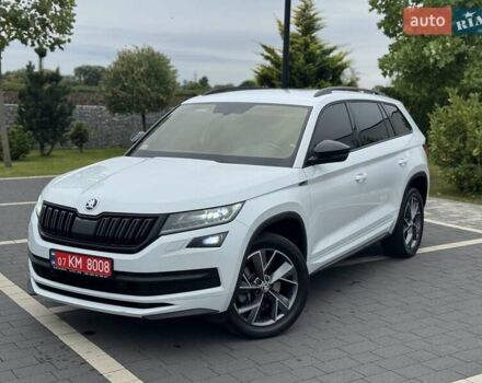Белый Шкода Kodiaq, объемом двигателя 1.97 л и пробегом 134 тыс. км за 30999 $, фото 1 на Automoto.ua