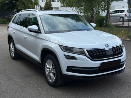 Шкода Kodiaq 2019 в Днепре (Днепропетровске) на Automoto.ua Белый Шкода Kodiaq, объемом двигателя 2 л и пробегом 41 тыс. км за 15500 $, фото 1 на Automoto.ua