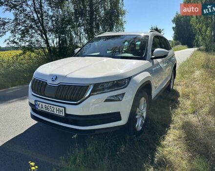 Білий Шкода Kodiaq, об'ємом двигуна 1.97 л та пробігом 215 тис. км за 31950 $, фото 1 на Automoto.ua