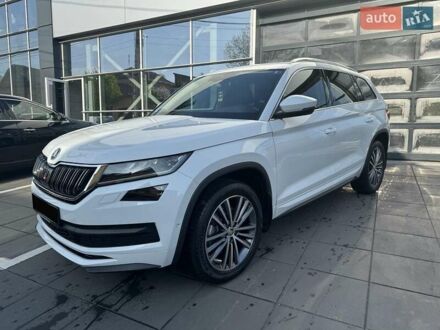 Шкода Kodiaq 2019 у Луцьку на Automoto.ua Білий Шкода Kodiaq, об'ємом двигуна 1.97 л та пробігом 79 тис. км за 33900 $, фото 1 на Automoto.ua