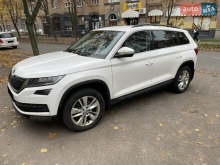 Білий Шкода Kodiaq, об'ємом двигуна 2 л та пробігом 248 тис. км за 20500 $, фото 1 на Automoto.ua