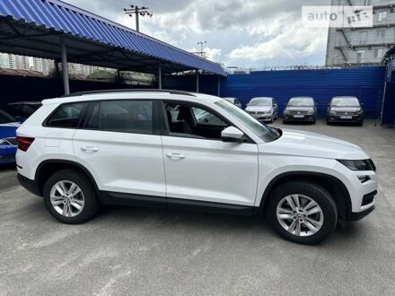 Білий Шкода Kodiaq, об'ємом двигуна 1.97 л та пробігом 35 тис. км за 37343 $, фото 1 на Automoto.ua