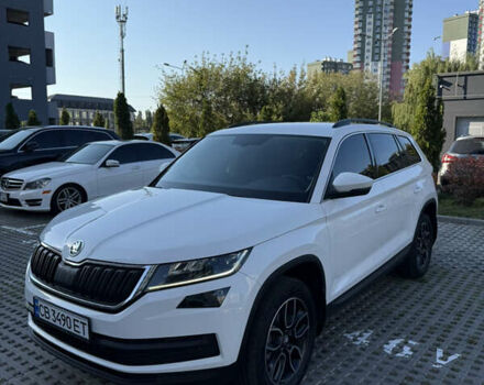 Білий Шкода Kodiaq, об'ємом двигуна 1.97 л та пробігом 170 тис. км за 27200 $, фото 1 на Automoto.ua