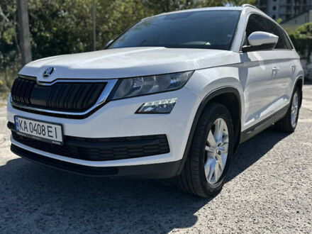 Белый Шкода Kodiaq, объемом двигателя 1.97 л и пробегом 200 тыс. км за 27000 $, фото 1 на Automoto.ua