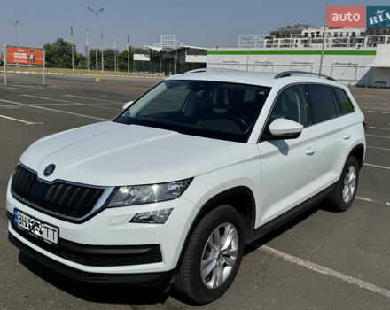 Белый Шкода Kodiaq, объемом двигателя 1.97 л и пробегом 235 тыс. км за 24000 $, фото 1 на Automoto.ua