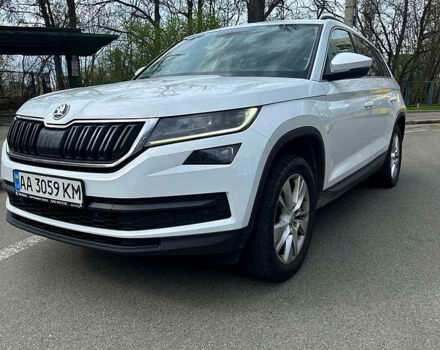 Белый Шкода Kodiaq, объемом двигателя 2 л и пробегом 265 тыс. км за 21000 $, фото 1 на Automoto.ua