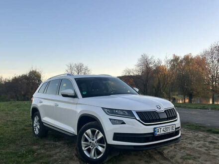Шкода Kodiaq 2019 у Коломые на Automoto.ua Білий Шкода Kodiaq, об'ємом двигуна 1.97 л та пробігом 270 тис. км за 30000 $, фото 1 на Automoto.ua