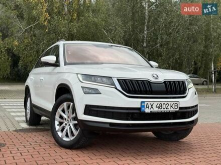 Шкода Kodiaq 2020 в Киеве на Automoto.ua Белый Шкода Kodiaq, объемом двигателя 1.98 л и пробегом 56 тыс. км за 30500 $, фото 1 на Automoto.ua