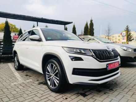 Белый Шкода Kodiaq, объемом двигателя 2 л и пробегом 190 тыс. км за 732 $, фото 1 на Automoto.ua