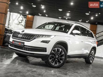 Шкода Kodiaq 2020 у Одесі на Automoto.ua Білий Шкода Kodiaq, об'ємом двигуна 1.97 л та пробігом 130 тис. км за 29999 $, фото 1 на Automoto.ua