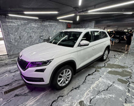 Білий Шкода Kodiaq, об'ємом двигуна 1.98 л та пробігом 90 тис. км за 30500 $, фото 1 на Automoto.ua
