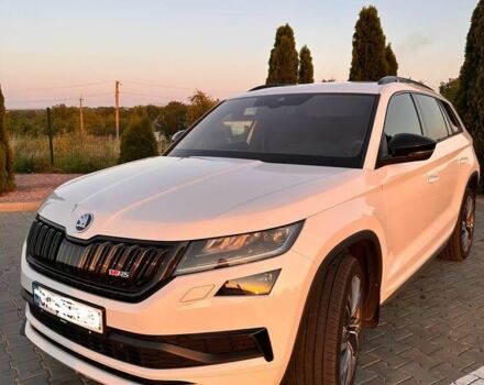 Белый Шкода Kodiaq, объемом двигателя 2 л и пробегом 123 тыс. км за 38300 $, фото 1 на Automoto.ua