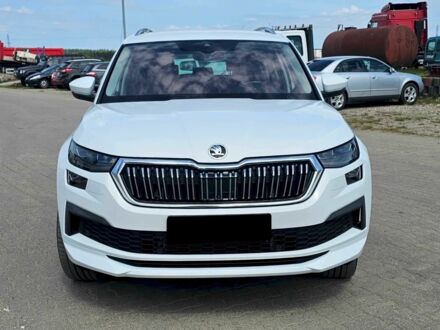 Шкода Kodiaq 2021 у Кропивницькому (Кіровограді) на Automoto.ua Білий Шкода Kodiaq, об'ємом двигуна 2 л та пробігом 102 тис. км за 17000 $, фото 1 на Automoto.ua