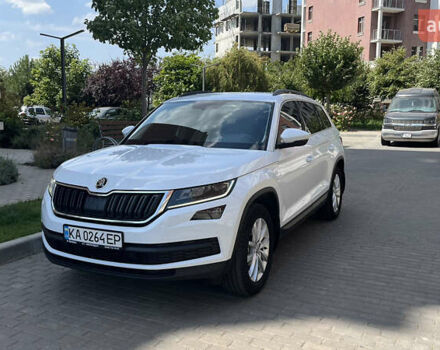 Белый Шкода Kodiaq, объемом двигателя 1.98 л и пробегом 242 тыс. км за 20000 $, фото 1 на Automoto.ua