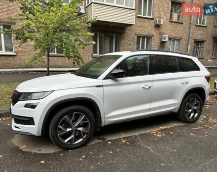Белый Шкода Kodiaq, объемом двигателя 1.98 л и пробегом 70 тыс. км за 35750 $, фото 1 на Automoto.ua