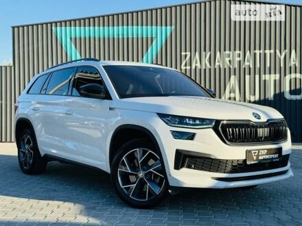 Белый Шкода Kodiaq, объемом двигателя 2 л и пробегом 70 тыс. км за 41000 $, фото 1 на Automoto.ua