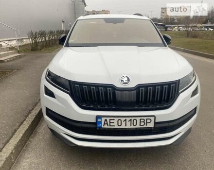 Белый Шкода Kodiaq, объемом двигателя 1.98 л и пробегом 62 тыс. км за 37400 $, фото 1 на Automoto.ua