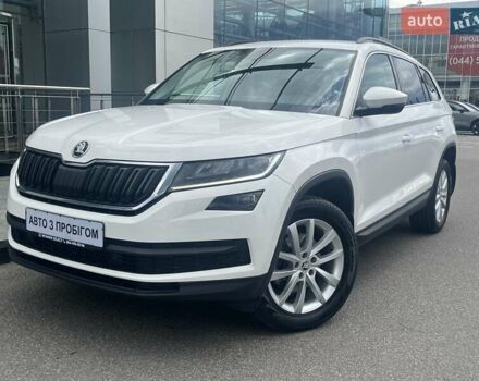 Белый Шкода Kodiaq, объемом двигателя 1.97 л и пробегом 115 тыс. км за 29533 $, фото 1 на Automoto.ua