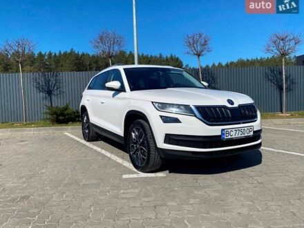 Шкода Kodiaq 2021 в Новояворовск на Automoto.ua Белый Шкода Kodiaq, объемом двигателя 1.97 л и пробегом 210 тыс. км за 30500 $, фото 1 на Automoto.ua