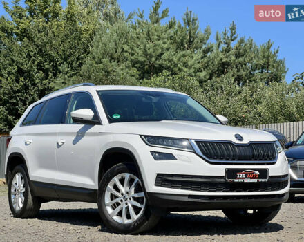 Белый Шкода Kodiaq, объемом двигателя 2 л и пробегом 192 тыс. км за 28476 $, фото 1 на Automoto.ua
