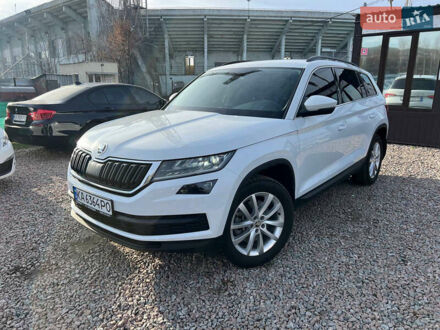 Белый Шкода Kodiaq, объемом двигателя 2 л и пробегом 242 тыс. км за 23500 $, фото 1 на Automoto.ua
