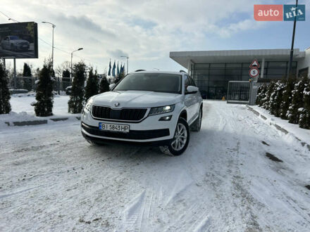 Шкода Kodiaq 2021 у Полтаві на Automoto.ua Білий Шкода Kodiaq, об'ємом двигуна 1.98 л та пробігом 58 тис. км за 31500 $, фото 1 на Automoto.ua