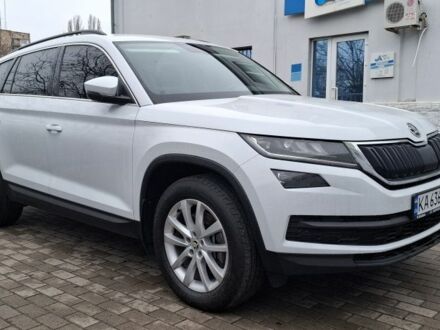Белый Шкода Kodiaq, объемом двигателя 2 л и пробегом 242 тыс. км за 22000 $, фото 1 на Automoto.ua