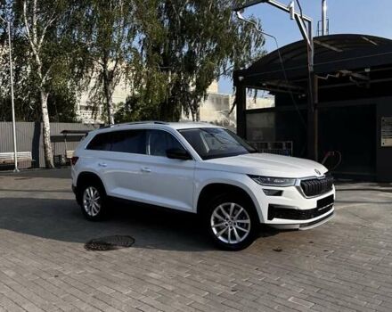 Білий Шкода Kodiaq, об'ємом двигуна 1.98 л та пробігом 52 тис. км за 38500 $, фото 1 на Automoto.ua