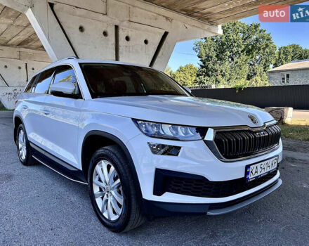 Білий Шкода Kodiaq, об'ємом двигуна 1.97 л та пробігом 79 тис. км за 38700 $, фото 1 на Automoto.ua